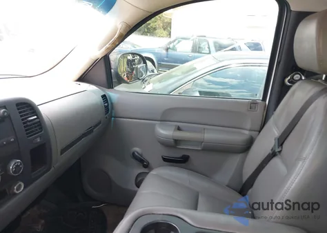 2007 Chevrolet Silverado 1500 Work Truck из США, поврежденный, VIN 1GCEC14X67Z601381